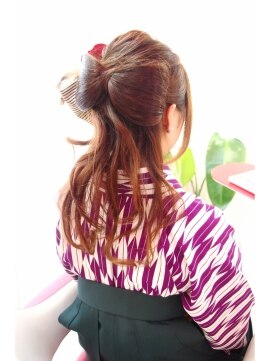 卒業式 袴 髪型 生花