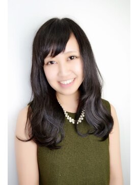 アンピーノ(Un pino) 黒髪×ゆる巻き