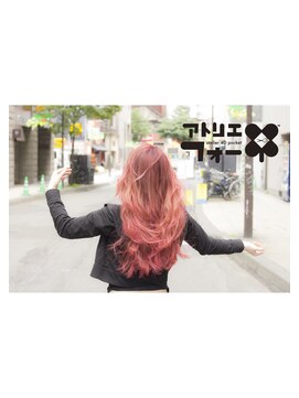 アトリエフォー(atelier 4D pocket) ビビッドレッド大人可愛いピンクヘアダブルカラー髪質改善