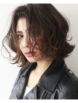 クラン(clan)&nbsp;clan<アッシュカラー斜めバング　重軽ウェーブ＞