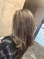 キー(kｅｙ)&nbsp;グレージュ