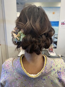 オルガ ヘアアンドメイク(Oluga hair&make) ワイドシルエットシニヨン