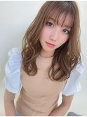王道ミディアムヘア×くびれレイヤー×透明感カラー