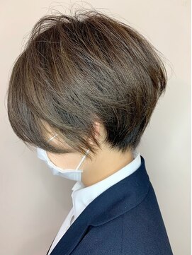 ドクターズサロン レラパール 【Lela Pearl 高知】スタイリッシュショート