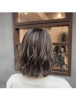 ウル(ulu)&nbsp;ミディアムハイライトカラー