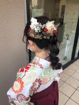 ヘアーアンドビューティー ザ ビー(Hair & Beauty the B) 卒業式★まる三つ編み