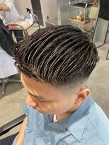 エフエム 明大前(FM)&nbsp;バーバー　フェードカット/ツーブロック/刈り上げ/アップバング