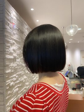 トップヘアー ネオ(TOP HAIR Neo) ミニボブ