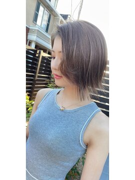 トゥエンティ(twenty) レイヤーミニボブ【twenty】