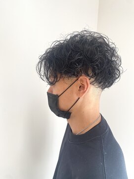 リノア 鵠沼海岸(LINOA) フェード×パーマ