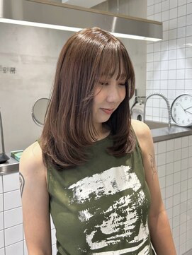 ヘアスペース リズム グリーン(Hair space Rizm green) レイヤー×ブラウン