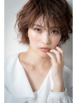 カバーヘア ブリス 志木南口駅前店(COVER HAIR bliss) ミルクティーアッシュ乾かすだけ小顔ウルフカットv志木20代30代