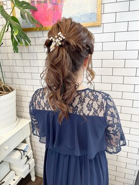 リール(THE RIRE.) *THE RIRE. ポニーテールアレンジ*