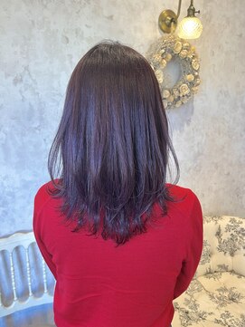 ディーヴァヘアーエズ(DIVA hair Eze) 【kotone】ミディアムレイヤー*ワインレッドカラー