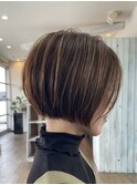ショートボブ