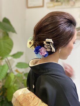 ヘアセットサロンエッジ(Edge) お仕事始めの留袖オールバックシニヨン