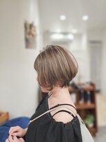 ツナグ(TSUNAGU)&nbsp;質感と量感にこだわったショートスタイル×透明感カラー