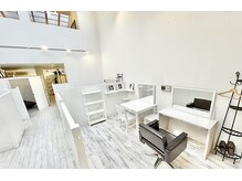 ペスコペスカ(PESCO PESCA)の雰囲気（半個室空間で施術◎カップルや親子でのご利用も可能）