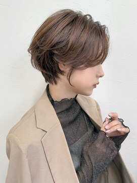 クレム 博多駅店(ChLem) 大人ショート　ヘーゼルベージュ　くびれショート