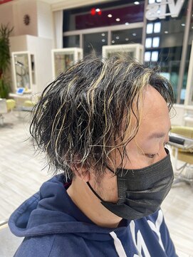 ビス ヘア アンド ビューティー 西新井店(Vis Hair＆Beauty) ツイストスパイラルパーマ×ハイライト