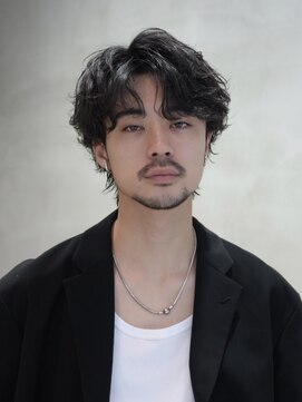 バイフィフス 原宿/表参道(by fifth) センターパートシャドウパーマスパイラルパーマ大人メンズヘア