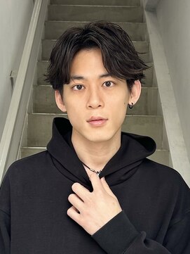 クロト(Clotho) センターパート×フェザーパーマ