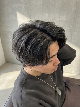 ブラッシュ バイ フォルテ 静岡 草薙店(Brush by FORTE) フェザーパーマ ハイライト センターパート ニュアンスパーマ