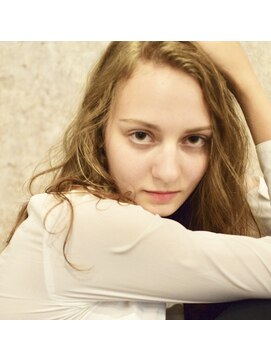 シータ(seata) ブロンド