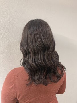 バズ ビー(BUZZ Bee) ナチュラルアッシュカラー