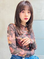 メーヴェ(Mowen) mowen×内巻きミディアム×ラフウェーブ×モカベージュ