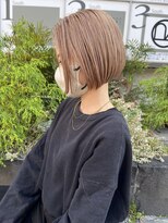 レックス ロア(REX LORE)&nbsp;ぱつっとボブ　ミルクティーベージュ