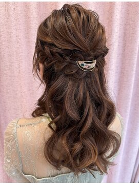 ヘアメイク マリア 福岡天神西通り(hair make MARIA) ハーフアップ