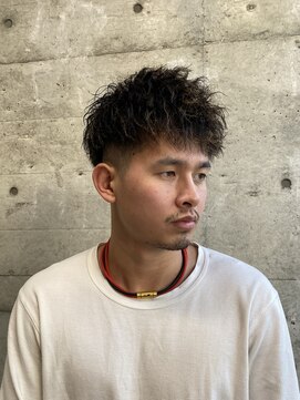 レンゲン(LENGEN) メンズパーマフェードバーバーツイスト理容室カット