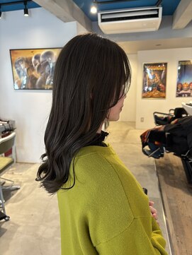 テンダー(Tender) オリーブベージュ/顔まわりカット