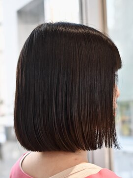 オルガ(orga) シンプルなフラットボブ