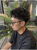 スパイキーショート　ホワイトメッシュ　ピンパーマ　八王子
