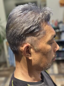 サロンドヨシミ(Salon de yoshimi) ツーブロ