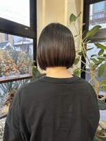 ツタ(tuta)&nbsp;ナチュラル前下りボブ