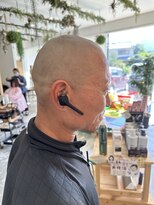 ボンドヘアステージ 良福寺店(BOND hair stage) 美容室でスキンヘッドもお任せ|清潔感を引き出すメンズスタイル
