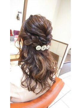 ネオリーブチノ 登戸店(Neolive cino) 【neolive cino】華やかハーフアップヘアアレンジ☆