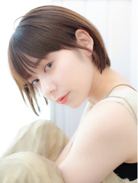 ネオリーブ クーロ(Neolive curro) 初めてショートにする方必見★耳掛け王道ショートボブ