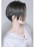 【morio 原宿】黒髪ショートボブインナーカラーハイライト