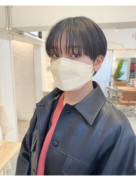 レンク(LENC) 黒髪マッシュショート