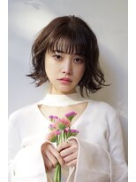 ノーヴェ(Nove) パーソナルカラー冬タイプ　外ハネのボブパーマ