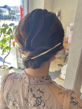 キース(KITH) シニヨン