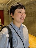 前髪短め、ショートヘア