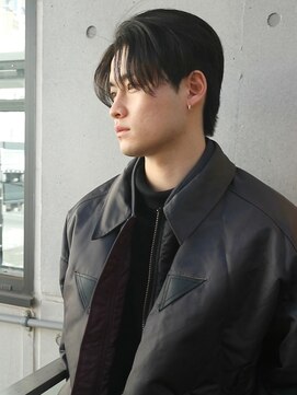 アコロン(acoron.) 毛流れカット/ナチュラル/大人ヘア/池袋メンズカット