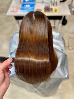 キール(Kir)の写真/【うっとり柔らかな手触りを実現】ケアしながらできる美髪矯正◎ダメージレスで髪質改善が叶う![浦添/経塚]