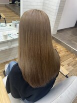 シダ(sida SAIIN)&nbsp;【牧内】ミルクティーベージュ10代20代ケアブリーチ