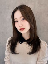 エアー 青山(AIR)&nbsp;透明感カラーアッシュグレージュレイヤーカット髪質改善